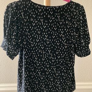 Black and White Puff Sleeve Blouse